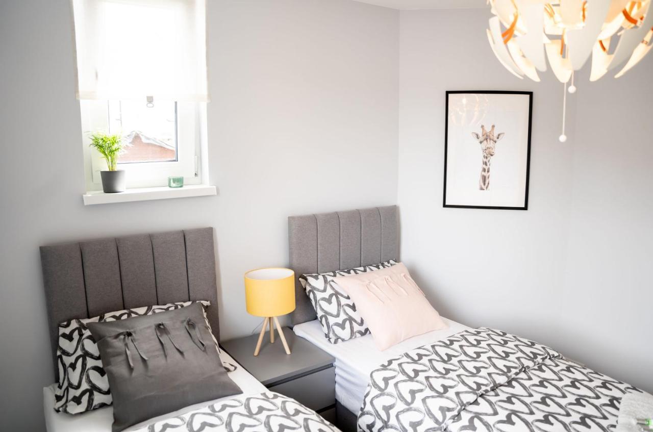 Luxurious Two Bedroom Apartment With Private Parking Perth Buitenkant foto